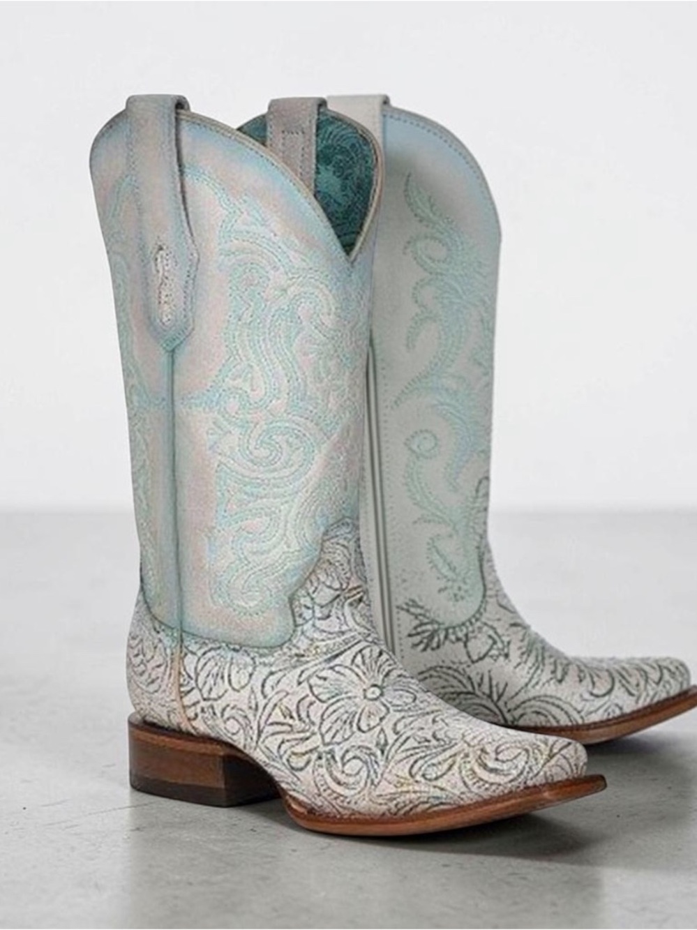 Corral Light Blue and Cream Embroidered Western Boots
